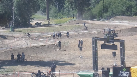 Live stream screenshot from webcam