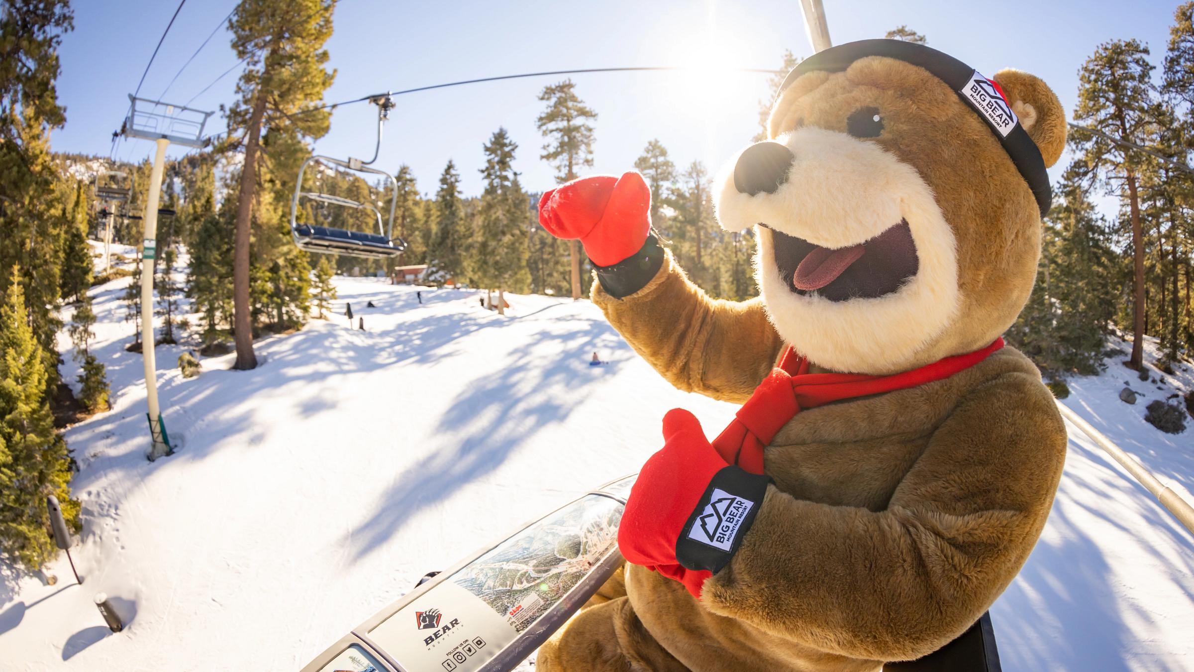 2022-02-03_BB_JM_Biggie_Snowboarding_Chair7_-5.jpg