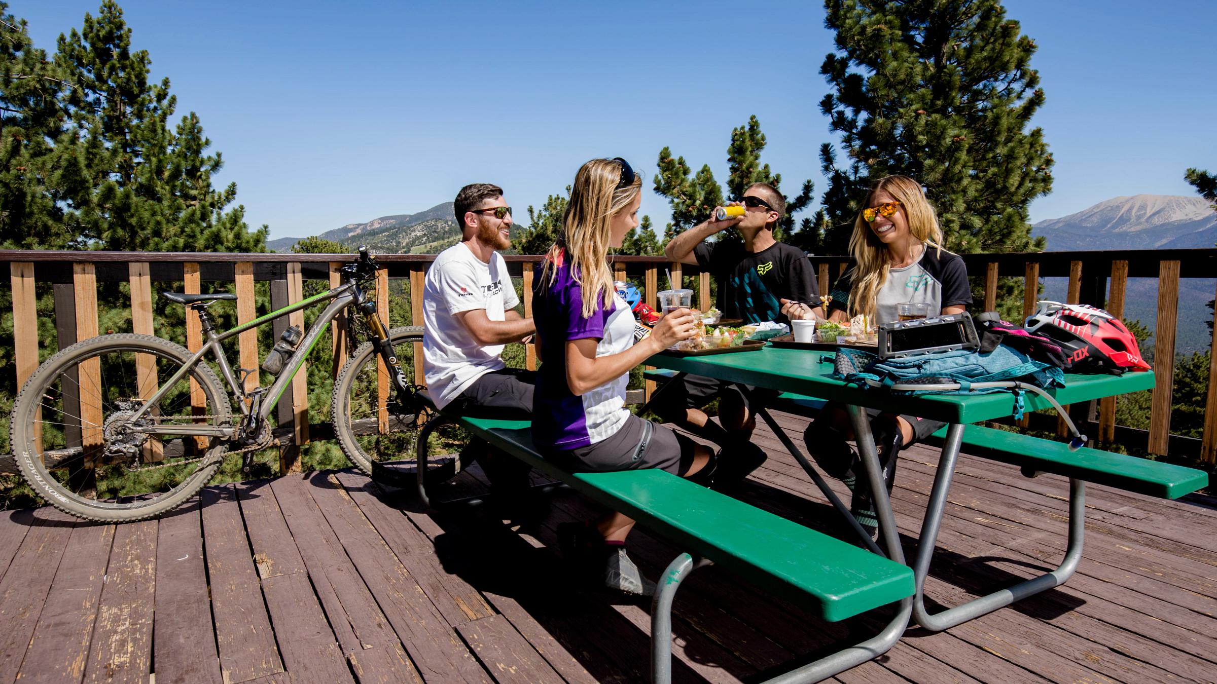 Mountain Bikers eating outdoors