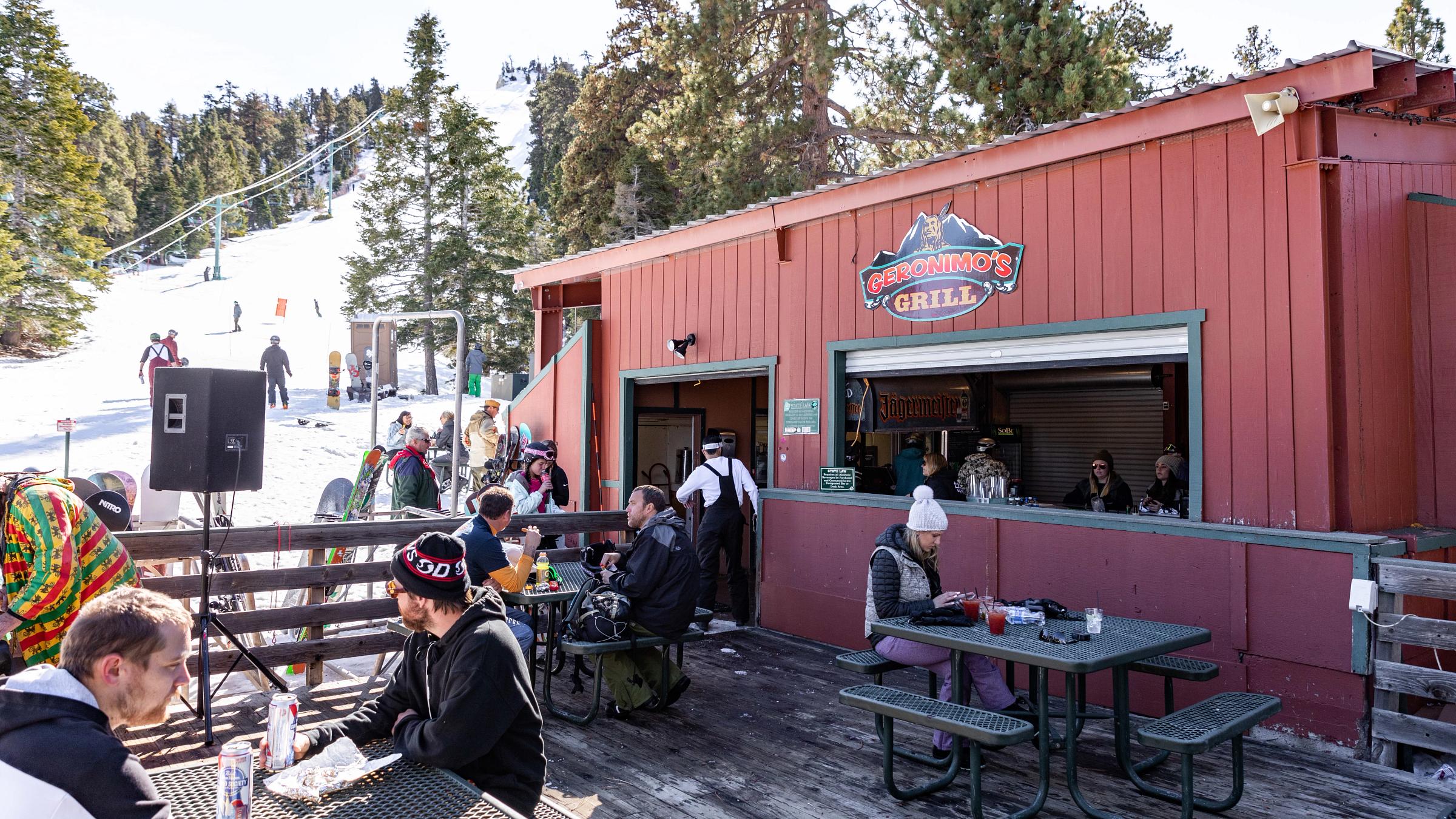 2019-01-19_BB_JM_Geronimos_Outpost_0001.jpg