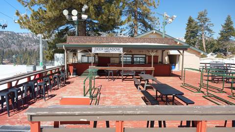 Deer Meadow Grill food venue at Snow Valley