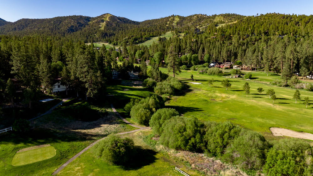 Bear Mountain Golf Course view of course