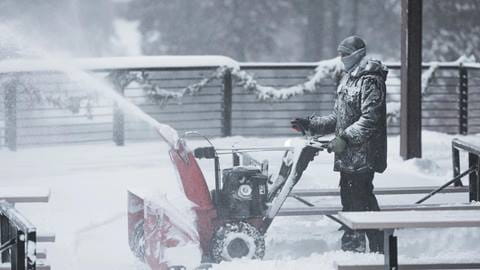 2020-12-28_BB_LS_Snowy_Jpegs-1.jpg