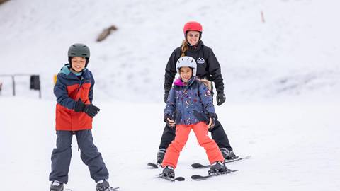 Kids in a ski lesson