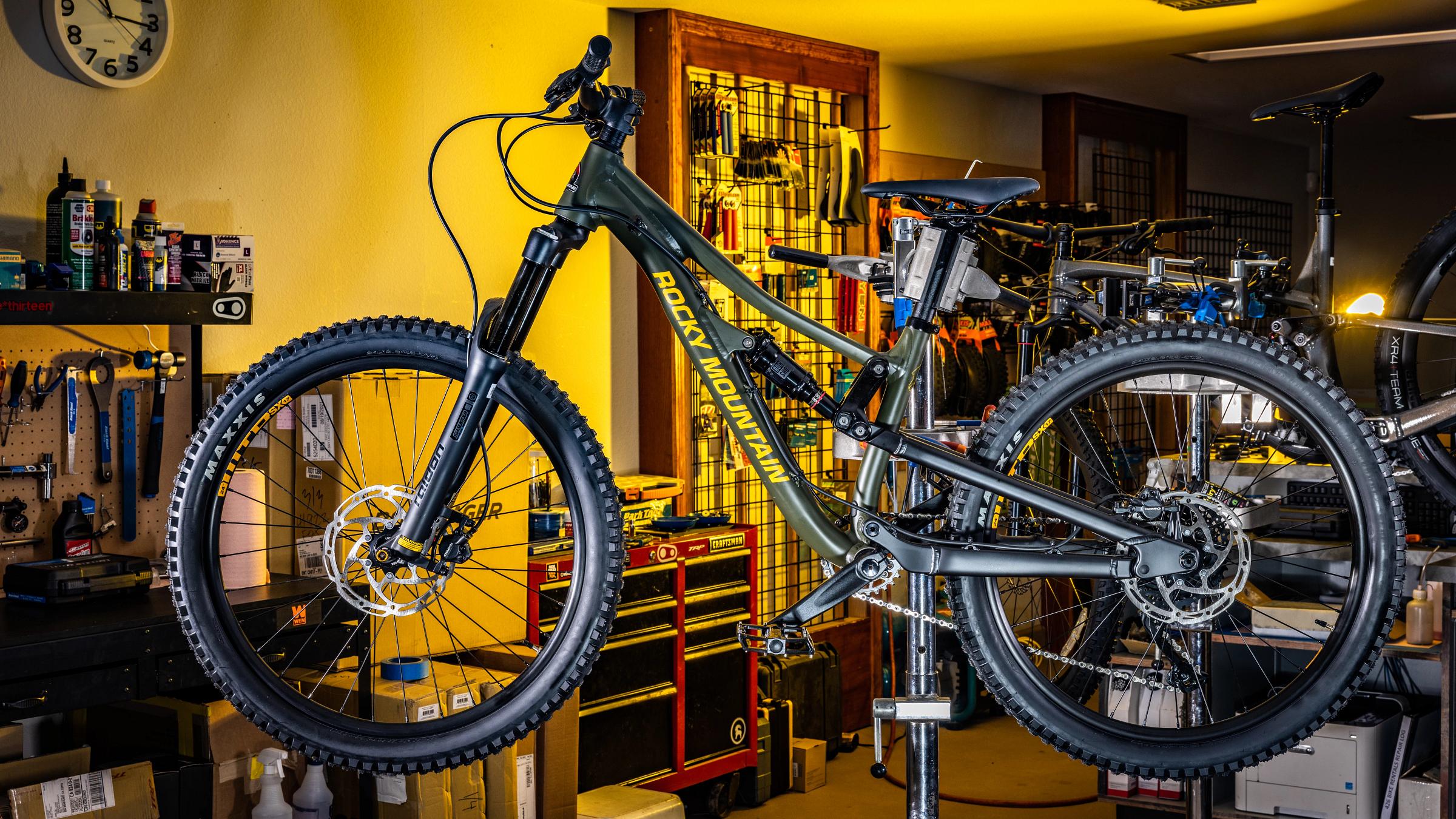 bike rentals - freeride mountain bike rental at snow valley bike park