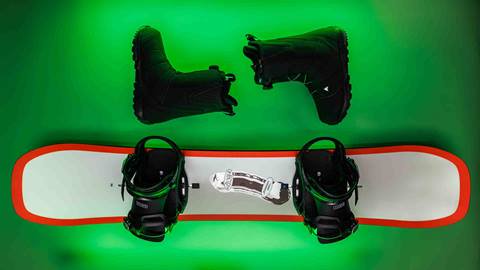 Demo snowboard package with board, boots and bindings at Snow Summit
