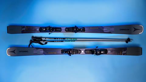 Pair of demo skis with poles rental at Snow Valley