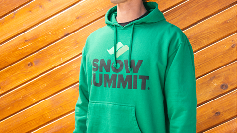 green snow summit sweater