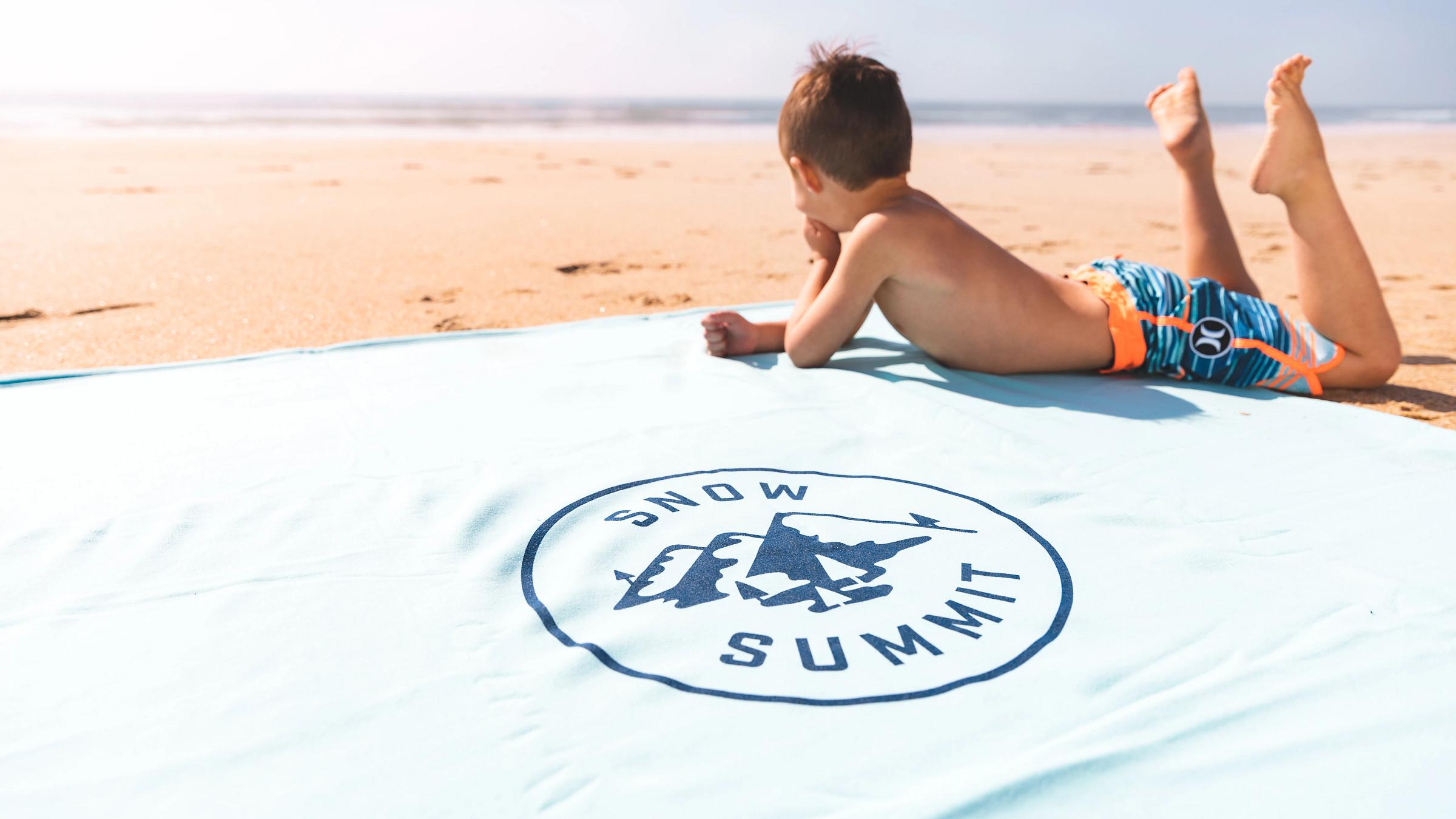 Beach, Hotel, Suitcase