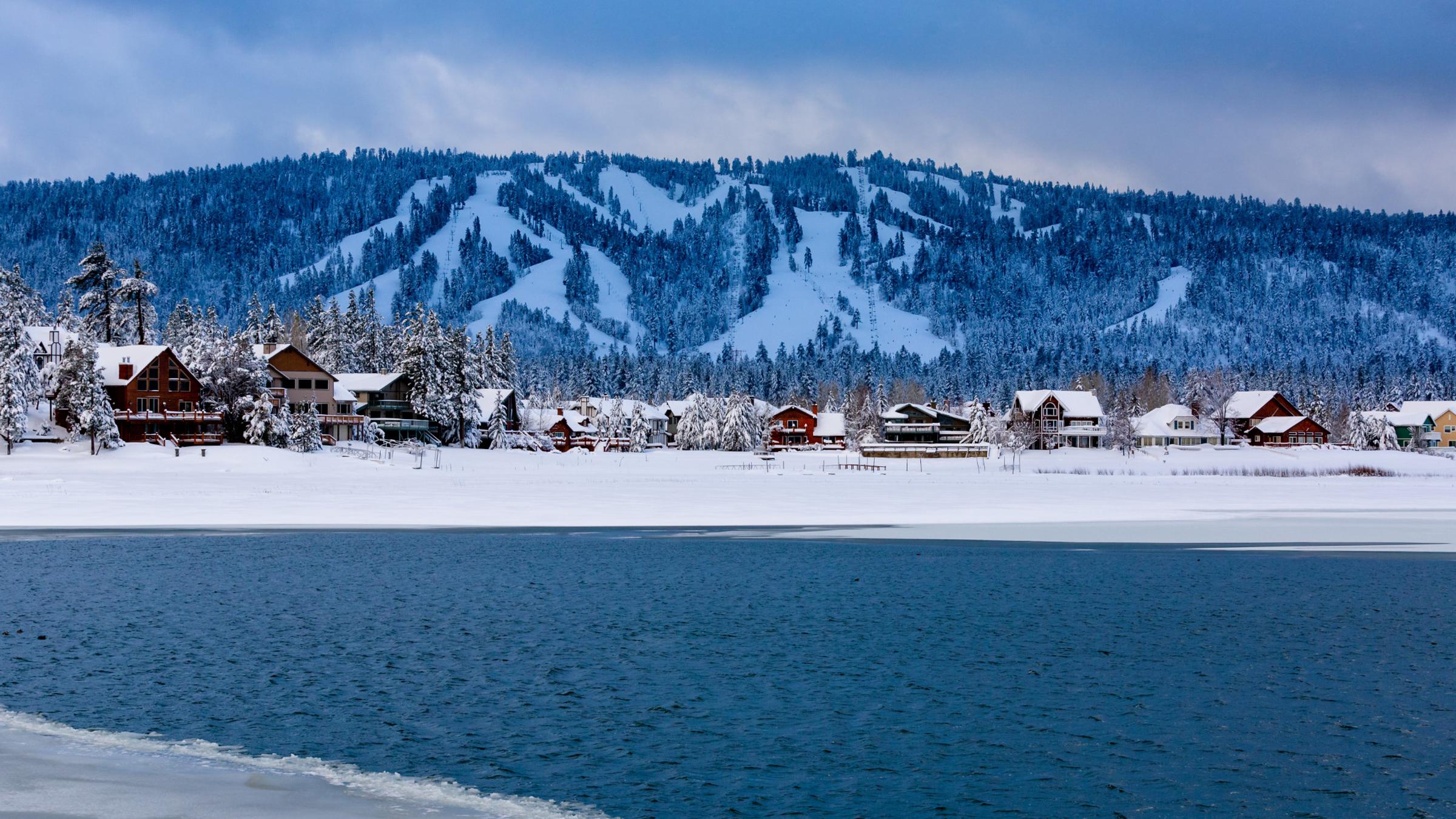 Buy Your 22/23 SoCal Ski & Snowboard Season Passes