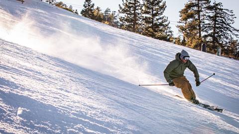 2020-02-11_SS_JM_Corduroy_IanOdem_Skiing-14.jpg