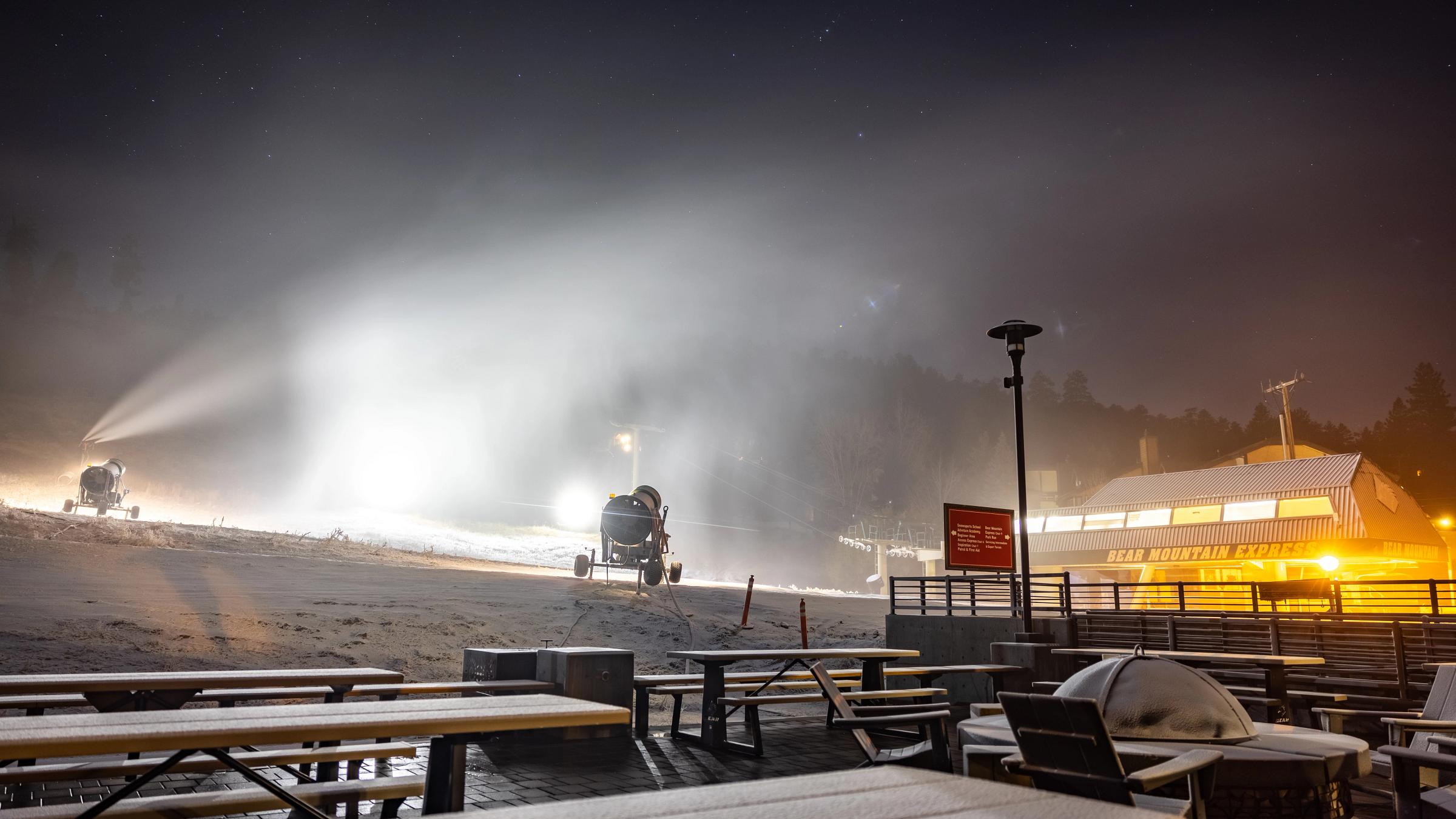 https://www.bigbearmountainresort.com/-/media/widen/big-bear-mountain-resort/snowmaking/2021-11-22-bbmr-jm-snowmaking-day1-10-jpg.jpg?w=480&rev=83d2ef9c53d244f6a7d3d2ce2965ad06&hash=2DA73EECE91E77057D59A34966D42D74