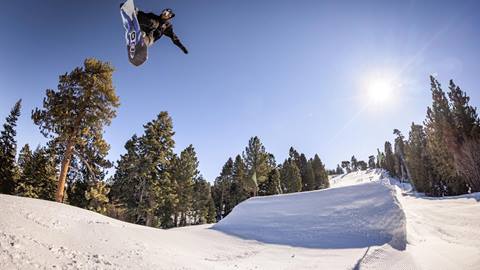 Snowboarder on a hip